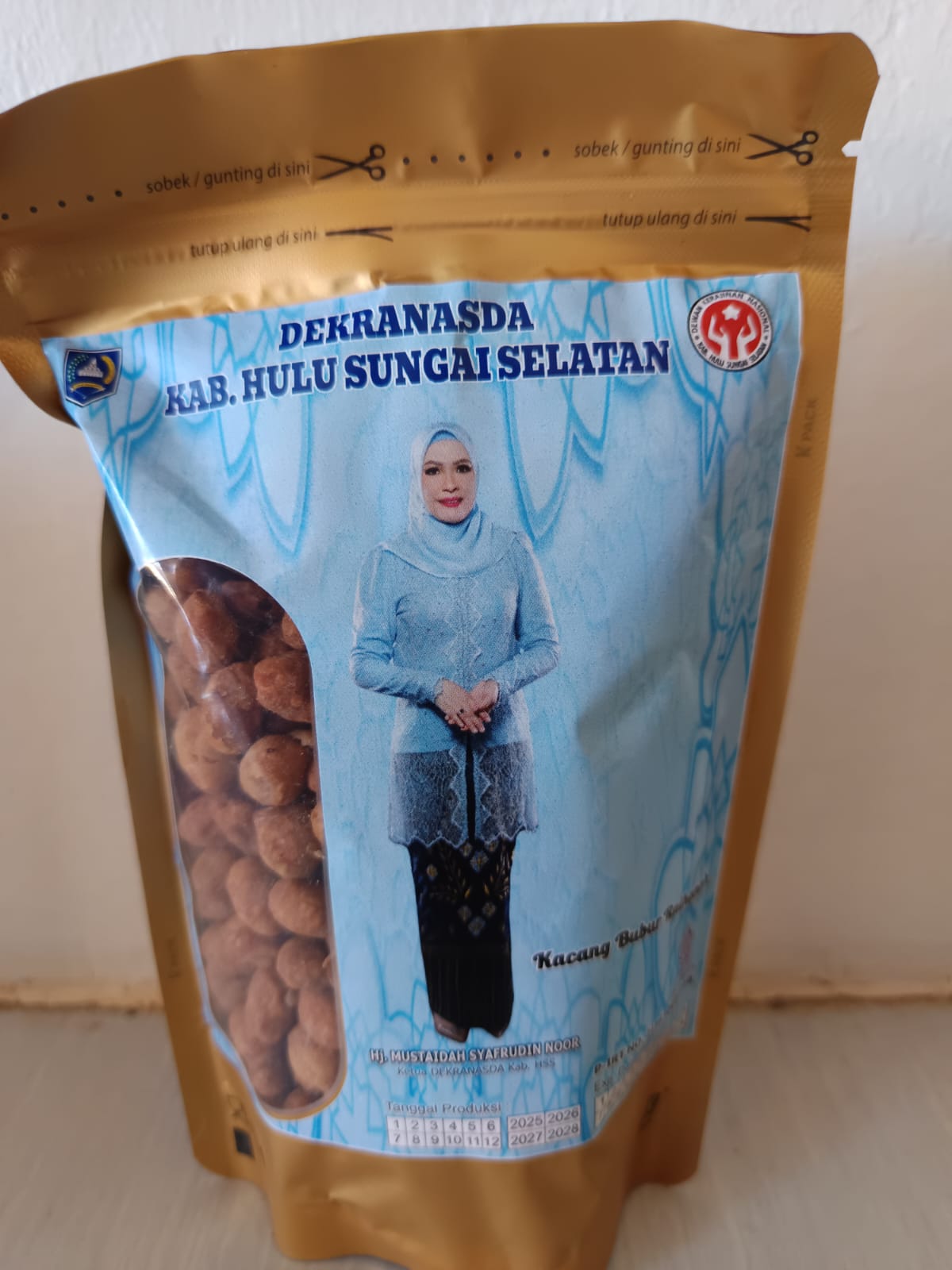 Kacang Atom