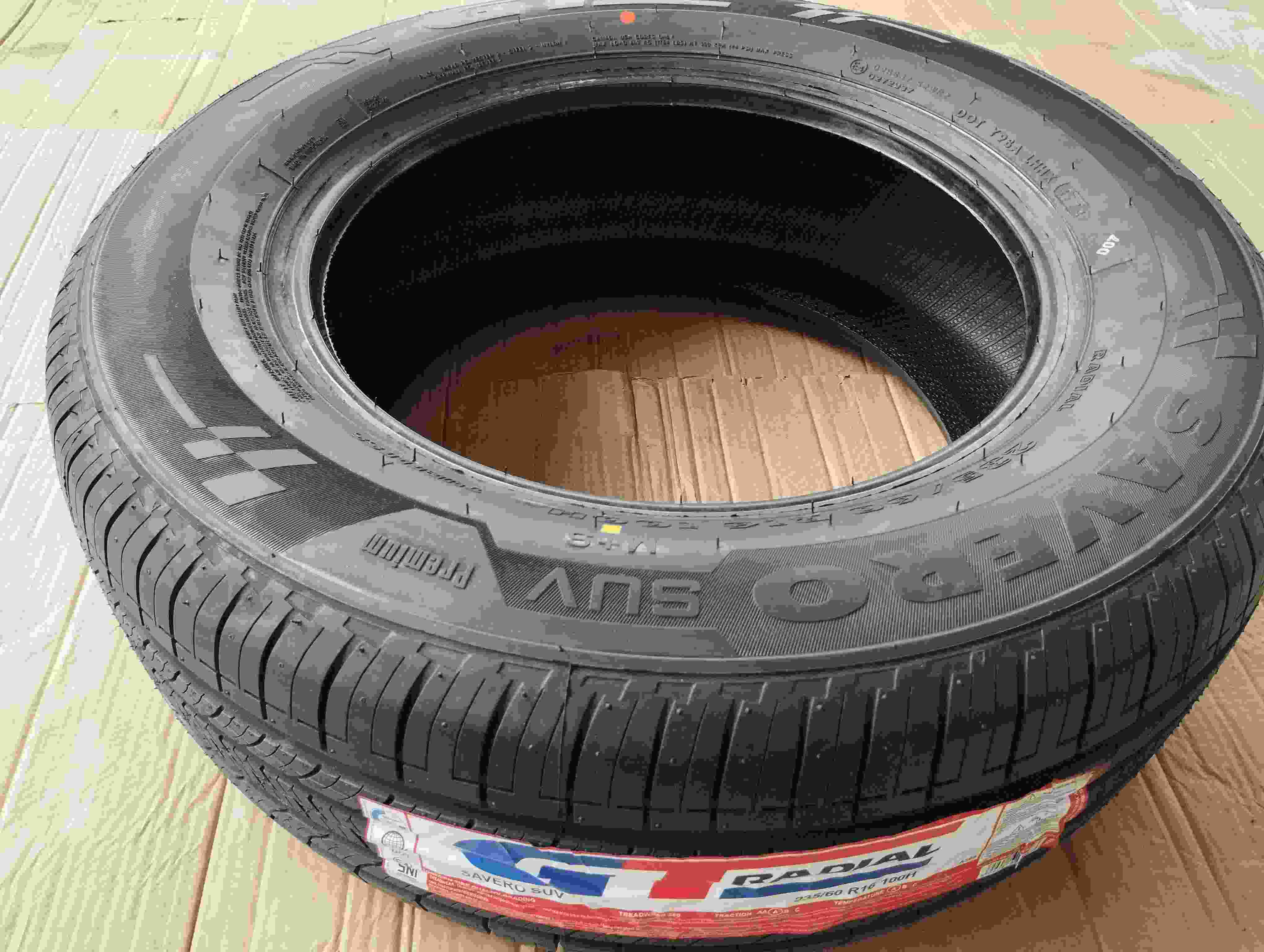 Ban 235/60 R16 GT Savero SUV