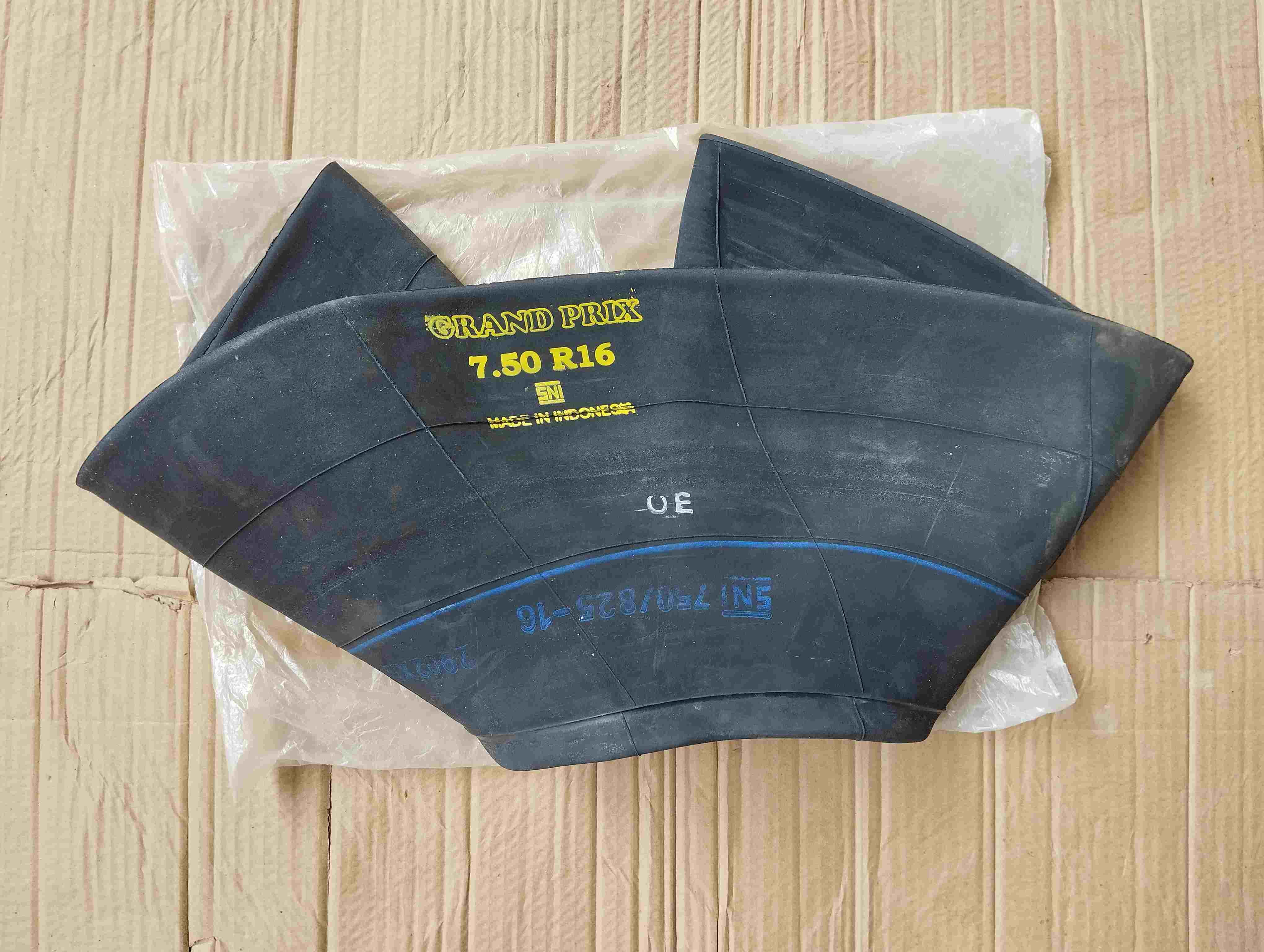 Ban Dalam 7.50 R16 Grand Prix