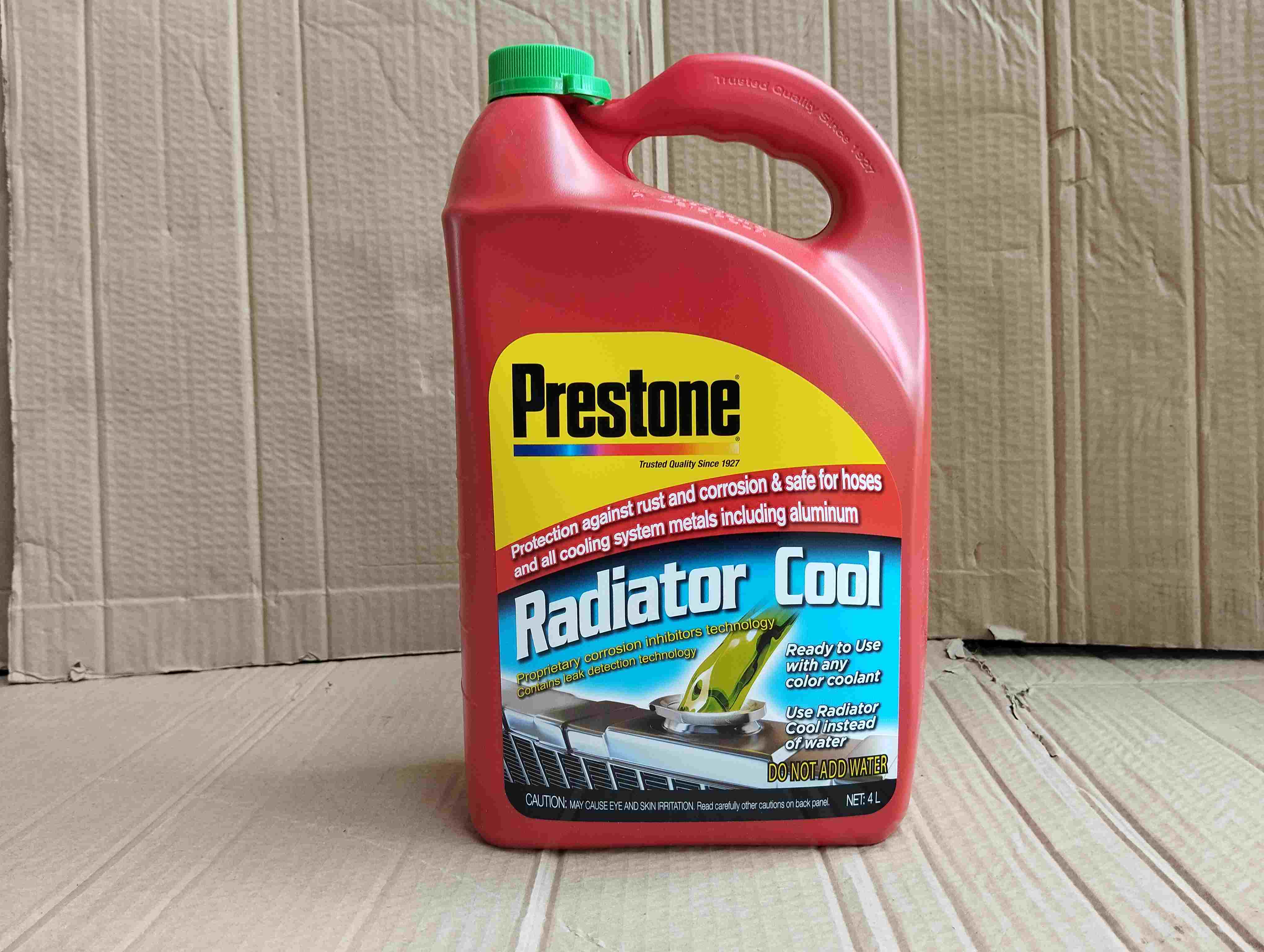 Radiator Coolant Hijau  isi 4 Liter Prestone