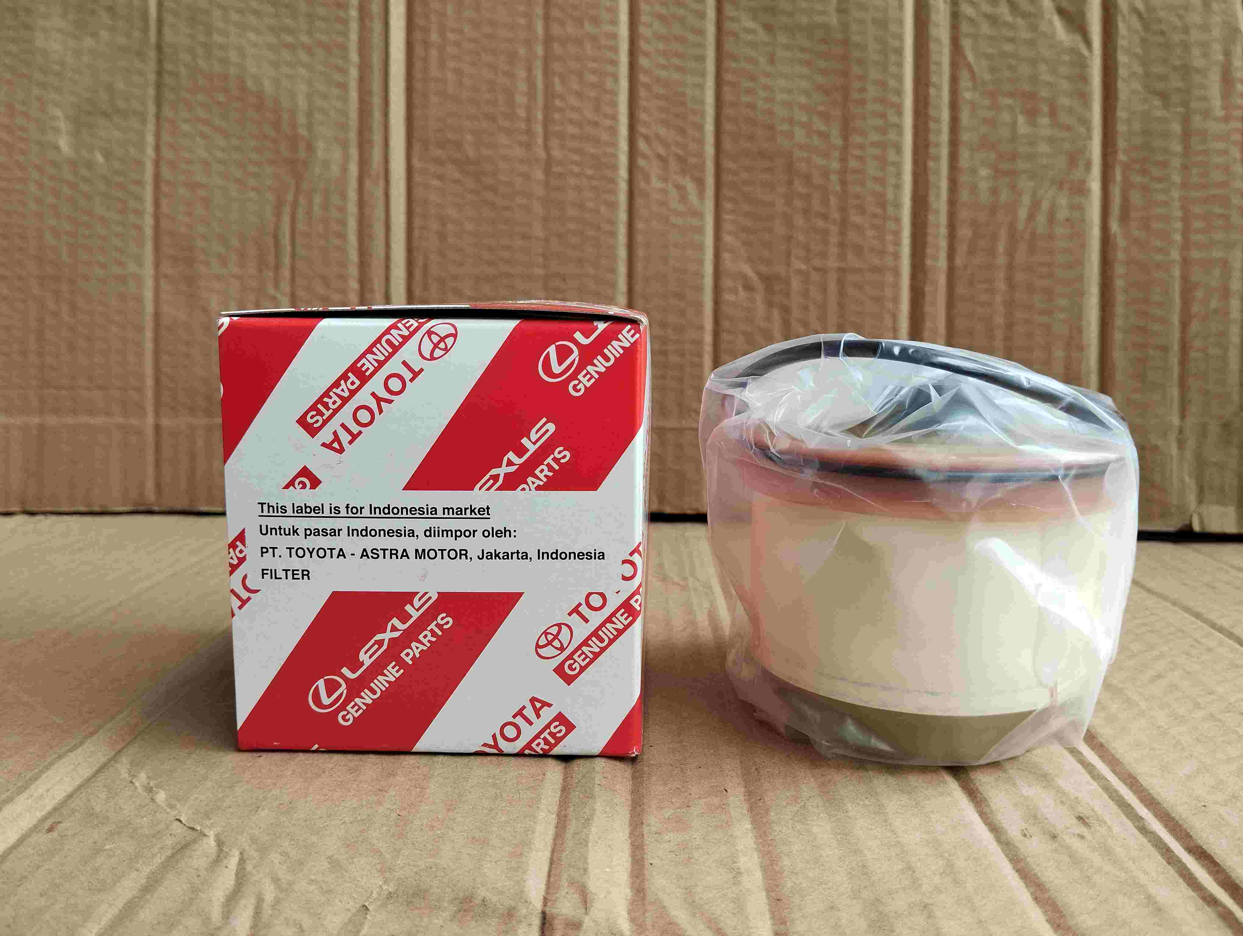 Filter Minyak Hilux Genuine