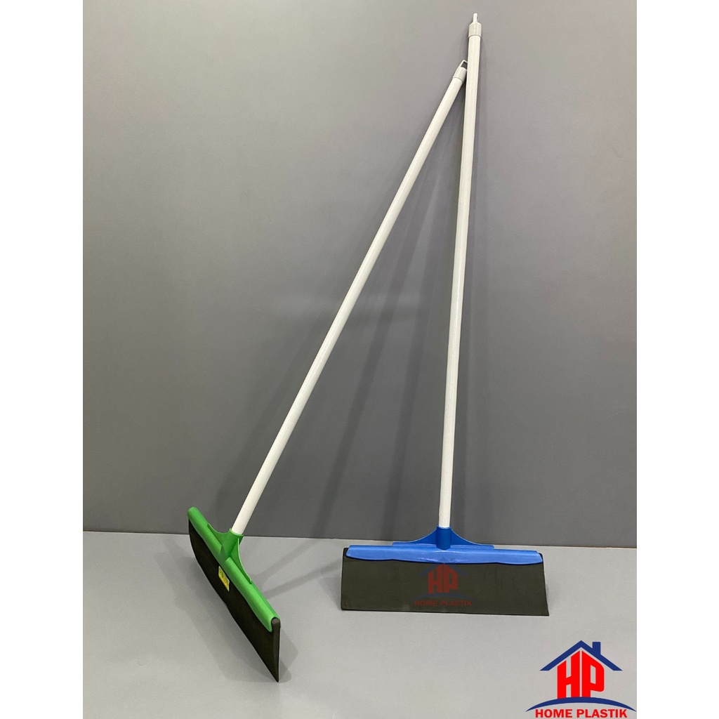 Pel Karet Pendorong Air