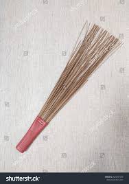 SAPU LIDI KECIL