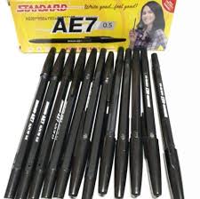 PULPEN AE7 HITAM