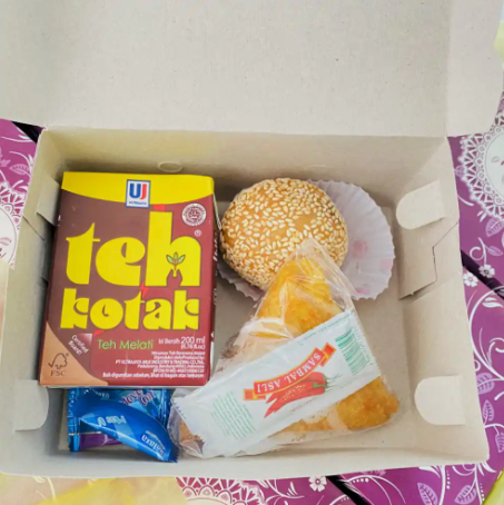 SNACK KOTAK PAKET 2