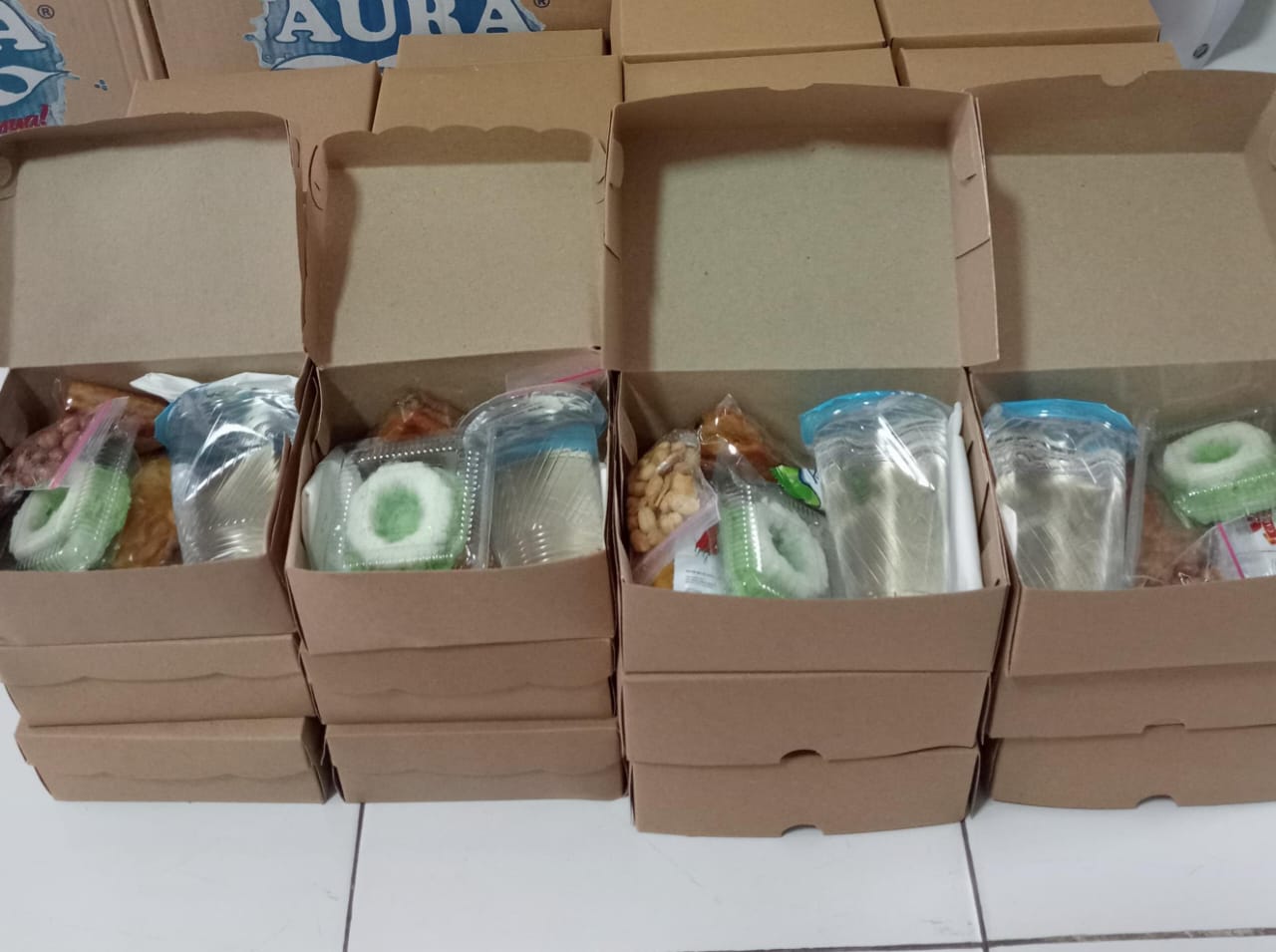 SNACK KOTAK PAKET 1