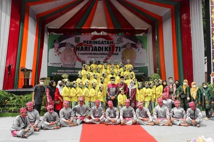 Tari Kreasi / Tradisional (Musik Live)