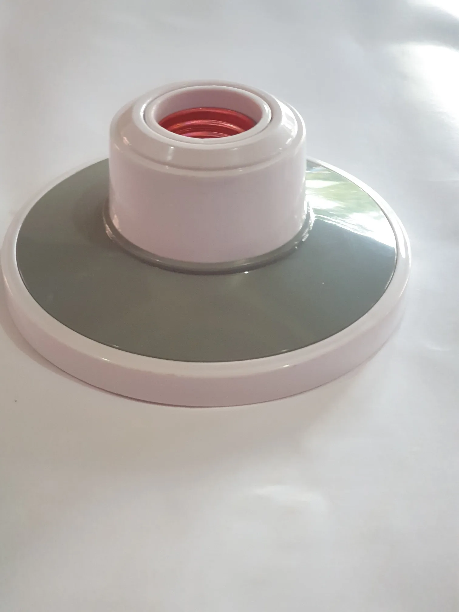 Fitting Lampu Warna