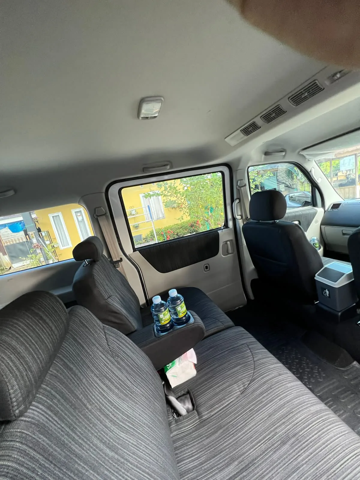 PAKET RENTAL MOBIL antar jemput Bandara SYN-LOKSADO (sudah termasuk BBM+DRIVER)
