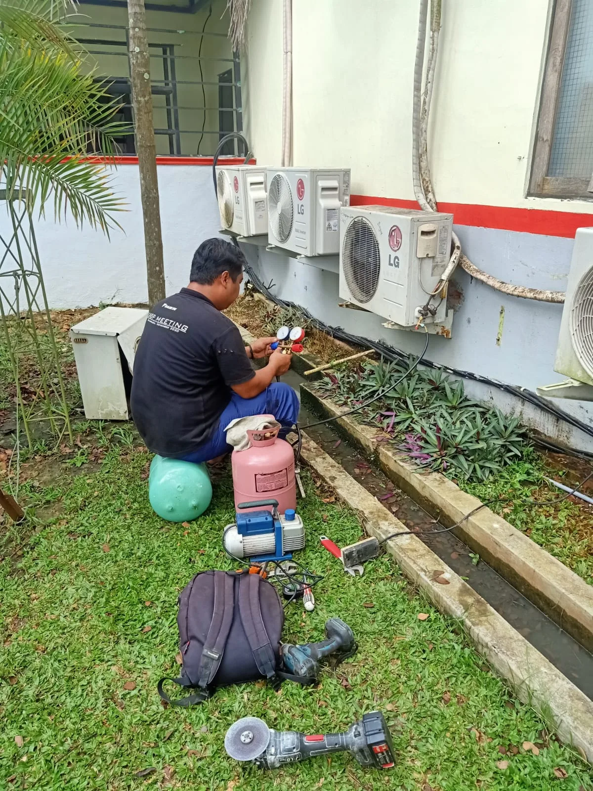 Service AC