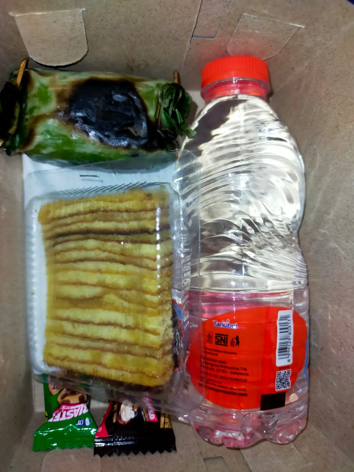 Paket Snack Komplit