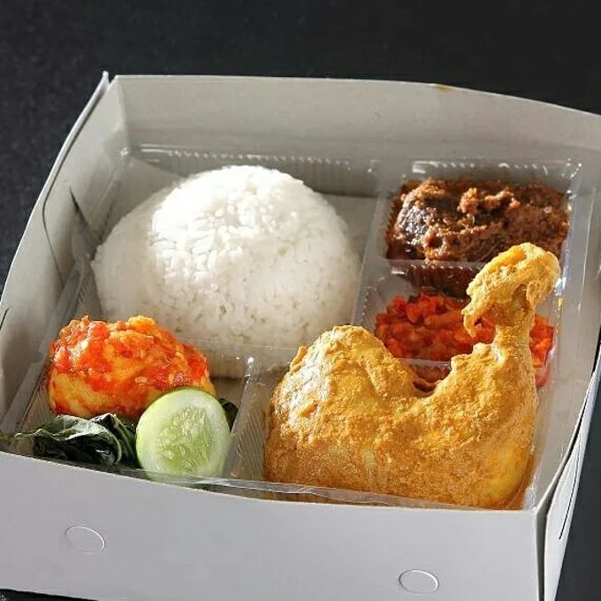 CATERING NASI KOTAK AYAM