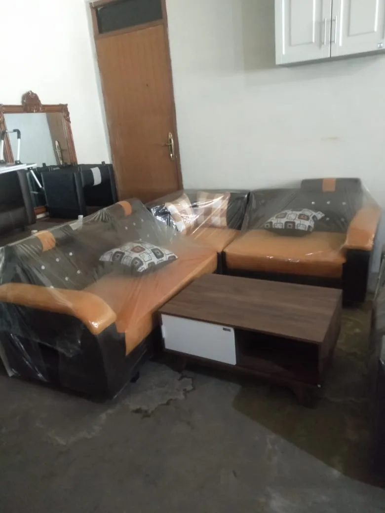 Kursi sofa tamu