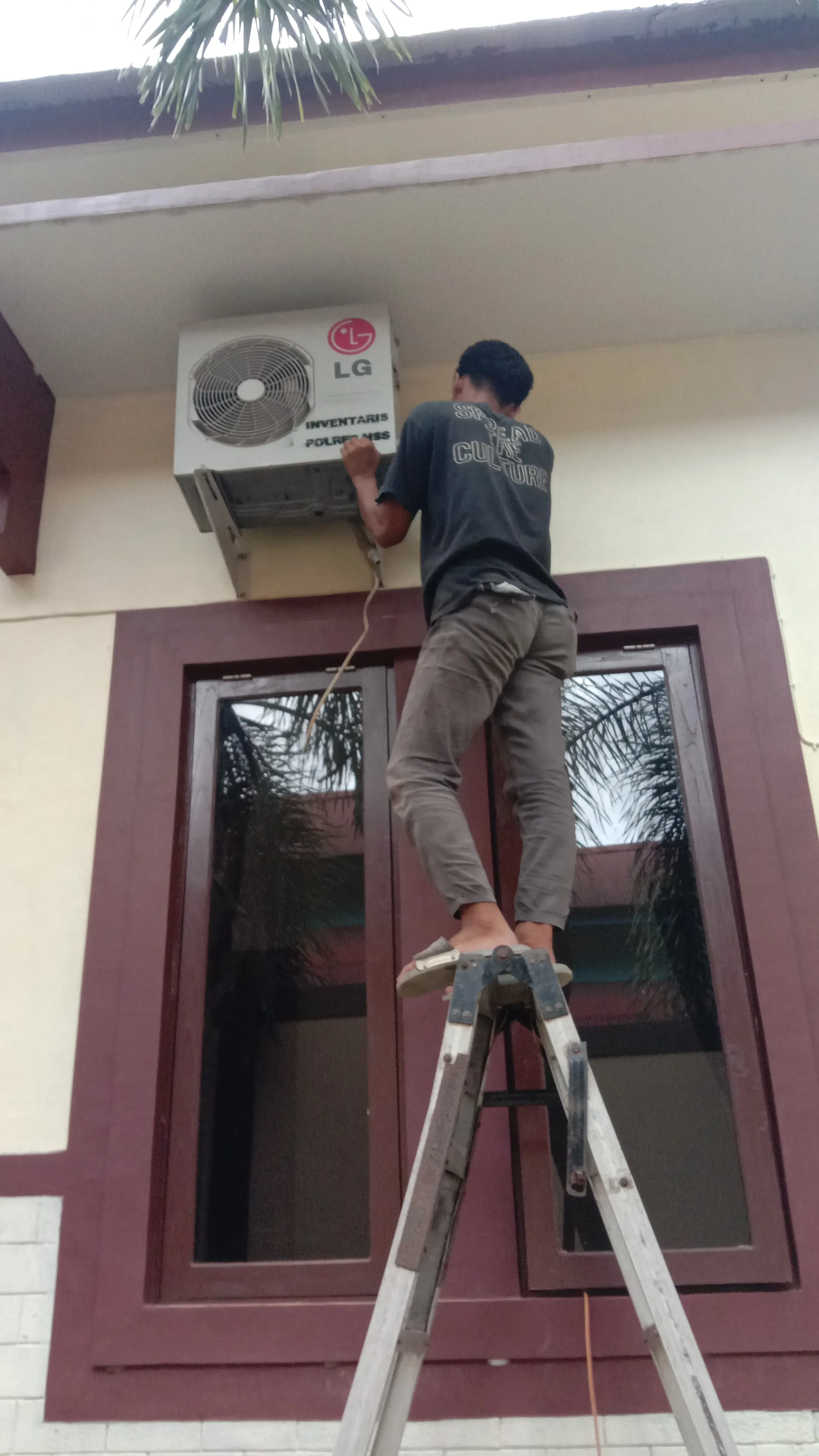 Service AC Split