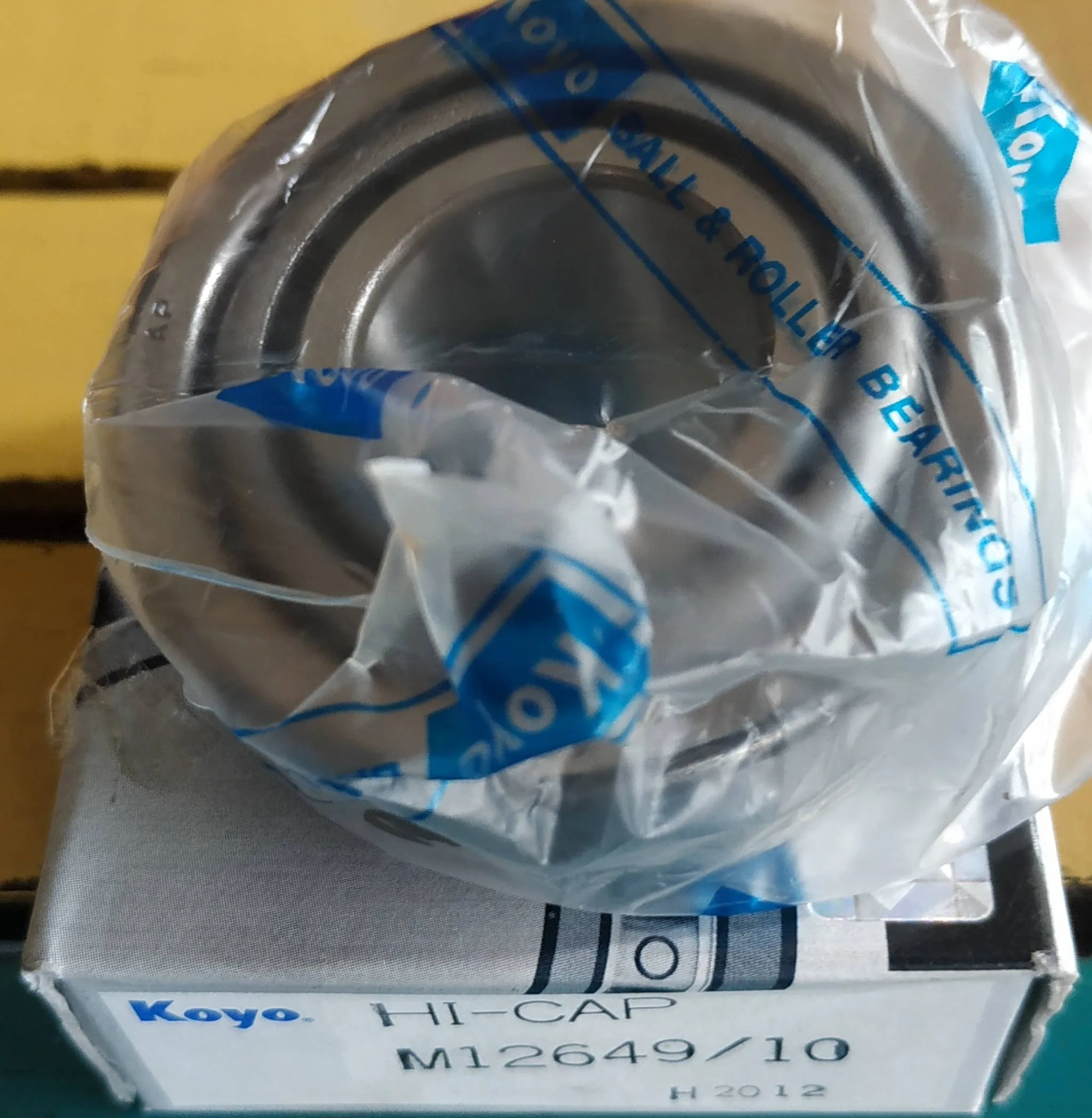 Bearing Roda Depan Luar L200