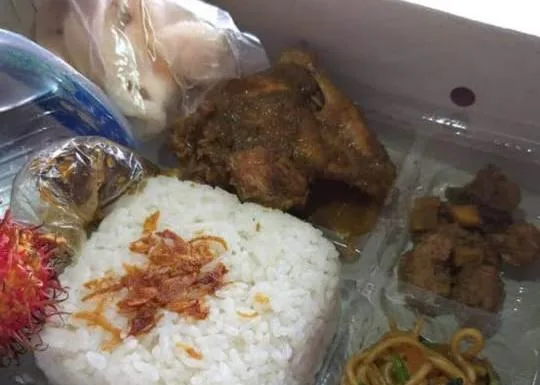 Ayam Bistik