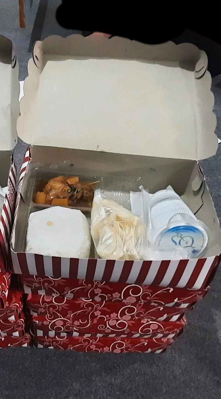 Nasi Kotak Ayam Asam Manis