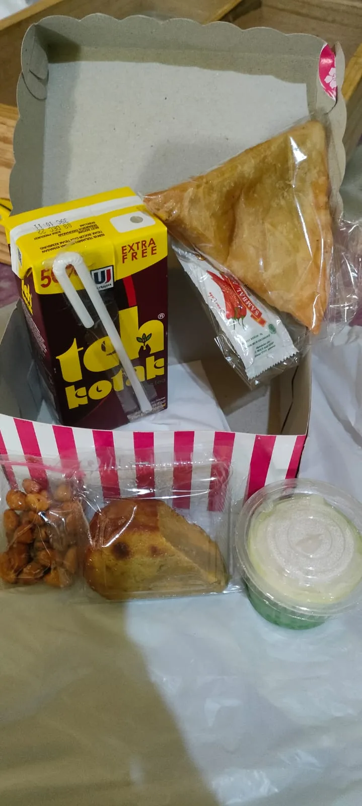 SNACK KOTAK NOOR REZEKI