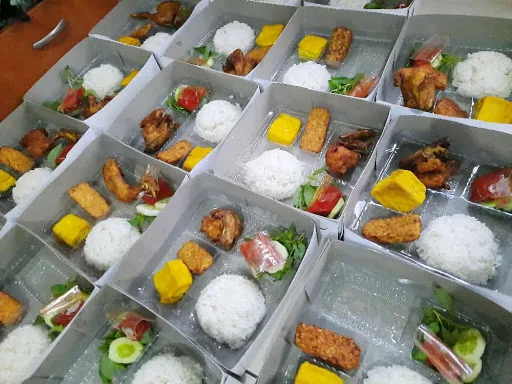 Paket Nasi kotak