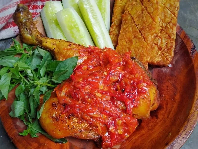 Ayam Penyet