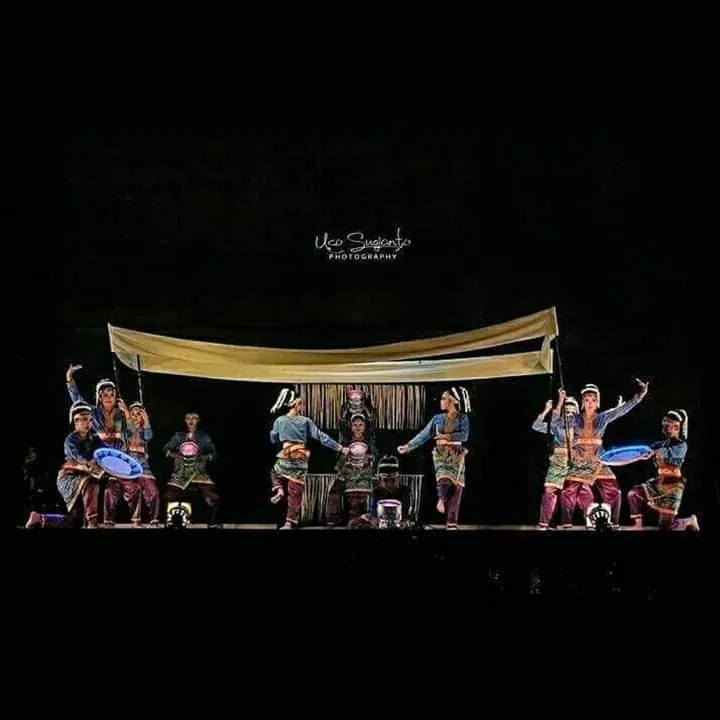 Tari Kreasi / Tradisional (Musik Live)