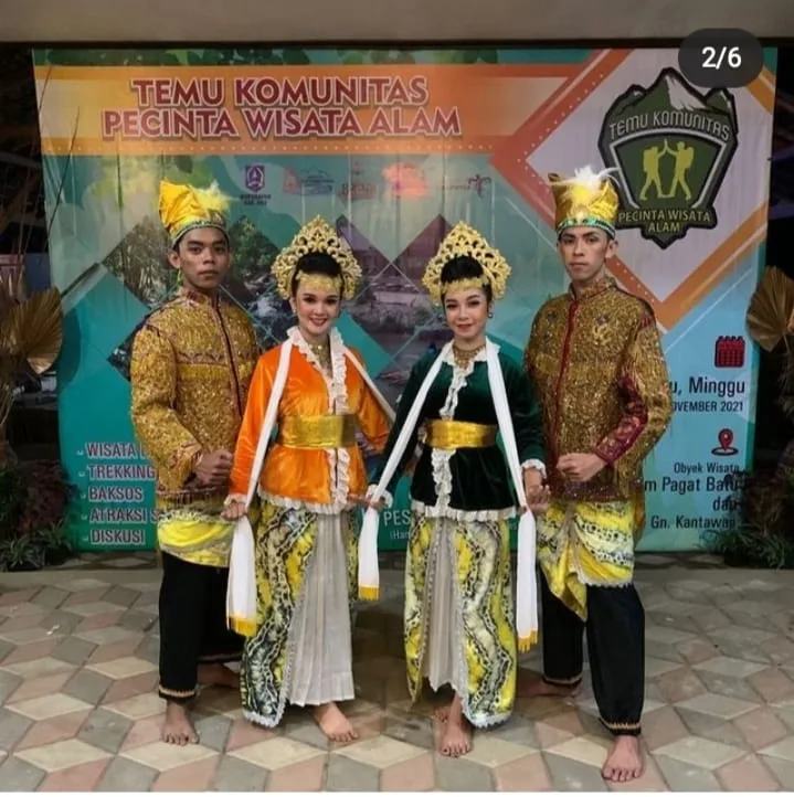 BUSANA JAPIN (WANITA)