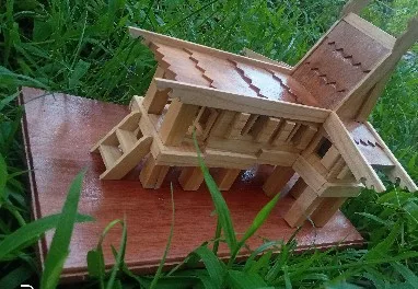 Miniatur Rumah Banjar