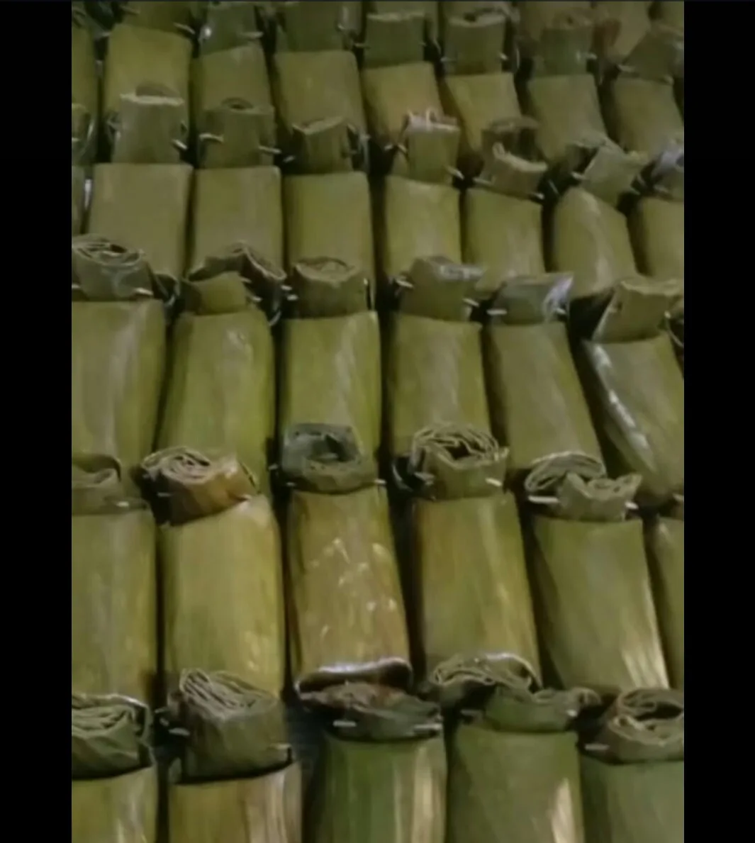 SNACK KOTAK SUS MANIS, AREM-AREM, SUS MEKAR, KACANG, AIR MINERAL