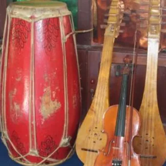 Alat Musik Tradisional / Soundsystem / lighting panggung