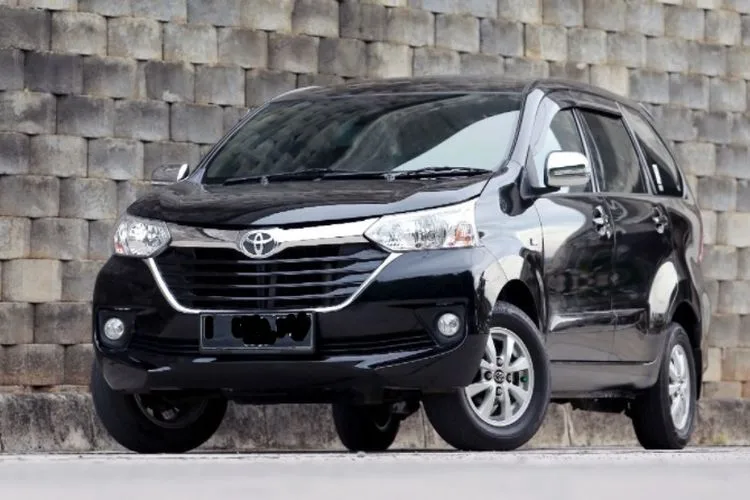 sewa mobil