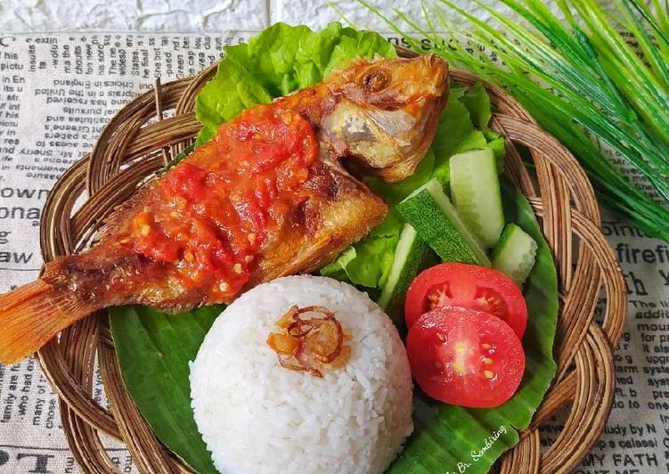 Nila Goreng Lalapan