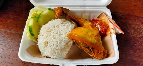 Ayam Goreng + Osengan Tempe