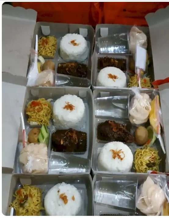NASI KOTAK PREMIUM