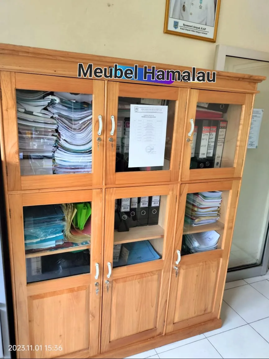 LEMARI BUKU/ BERKAS