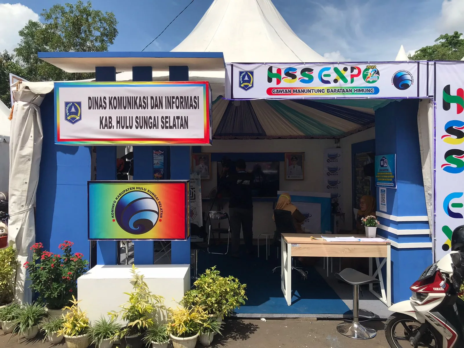 JASA DEKORASI STAND