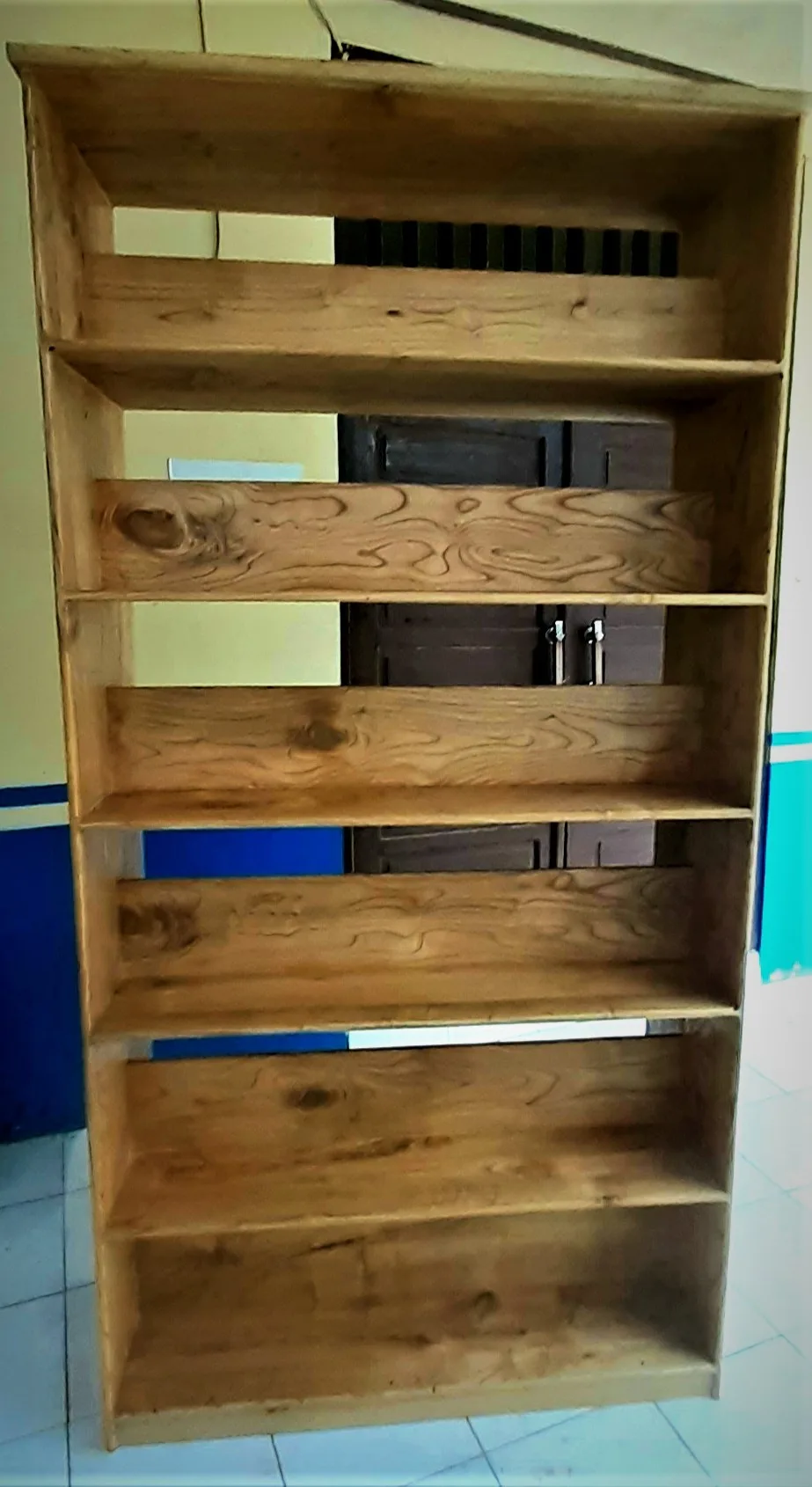 LEMARI RAK BUKU