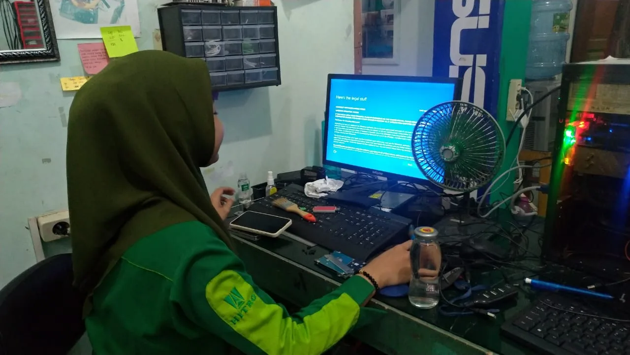 RESET MESIN NO FLASH SERVICE LAPTOP