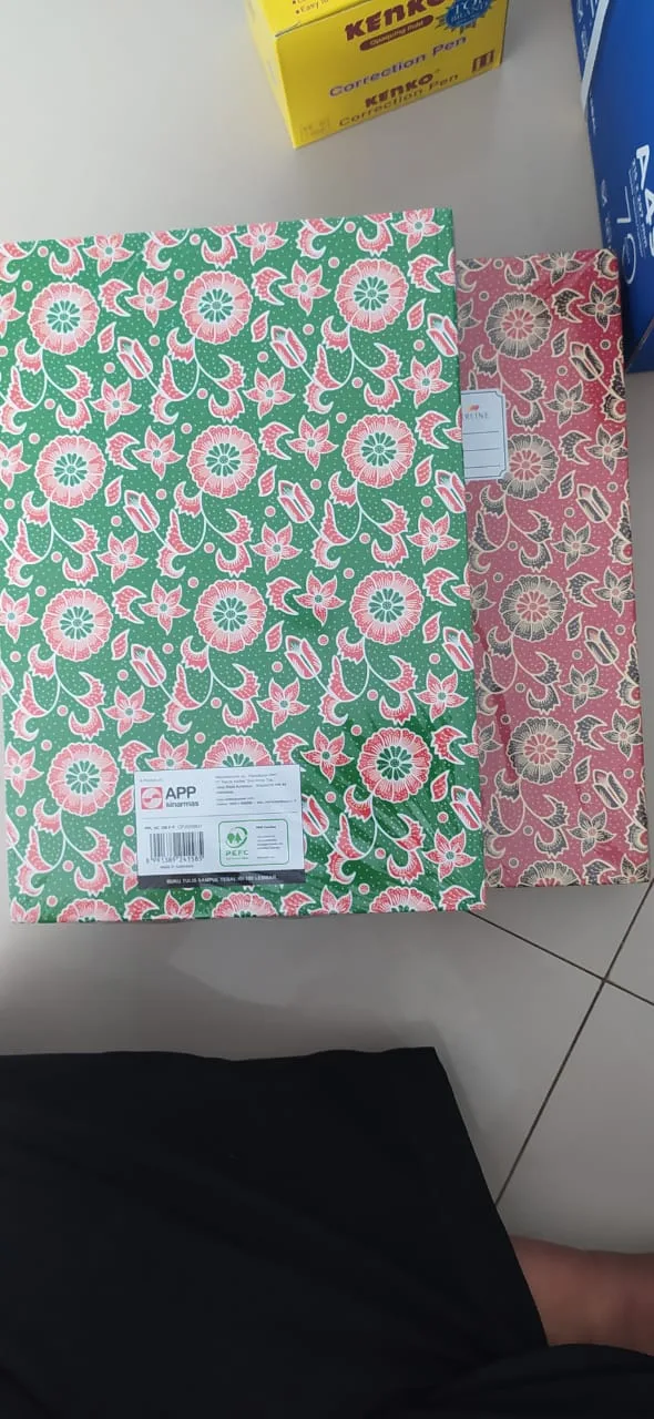 Buku Folio Isi 100 lembar