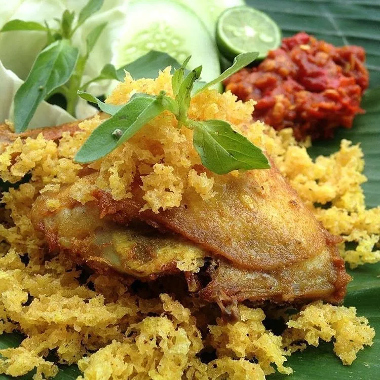 AYAM KREMES