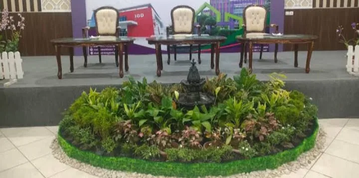 Dekorasi Panggung dan Taman