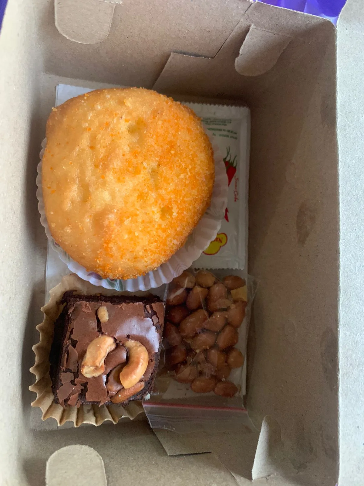 SNACK KOTAK