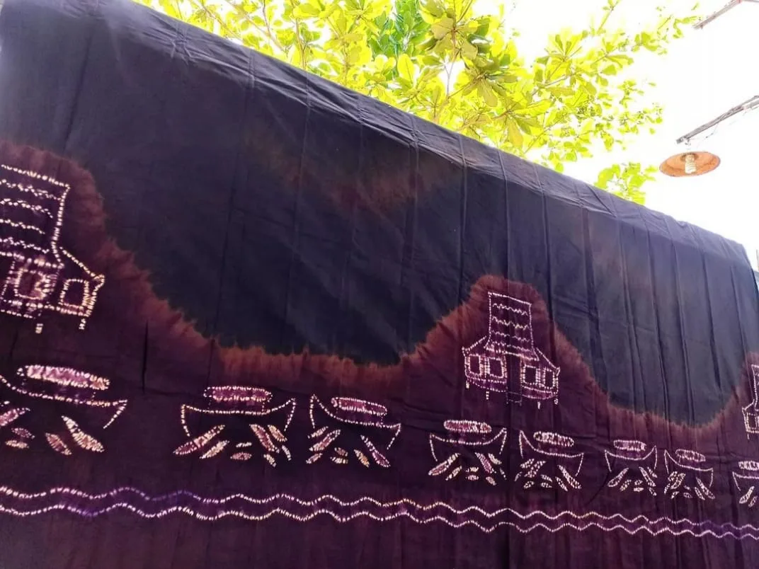 Kain sasirangan katun sutra bordir