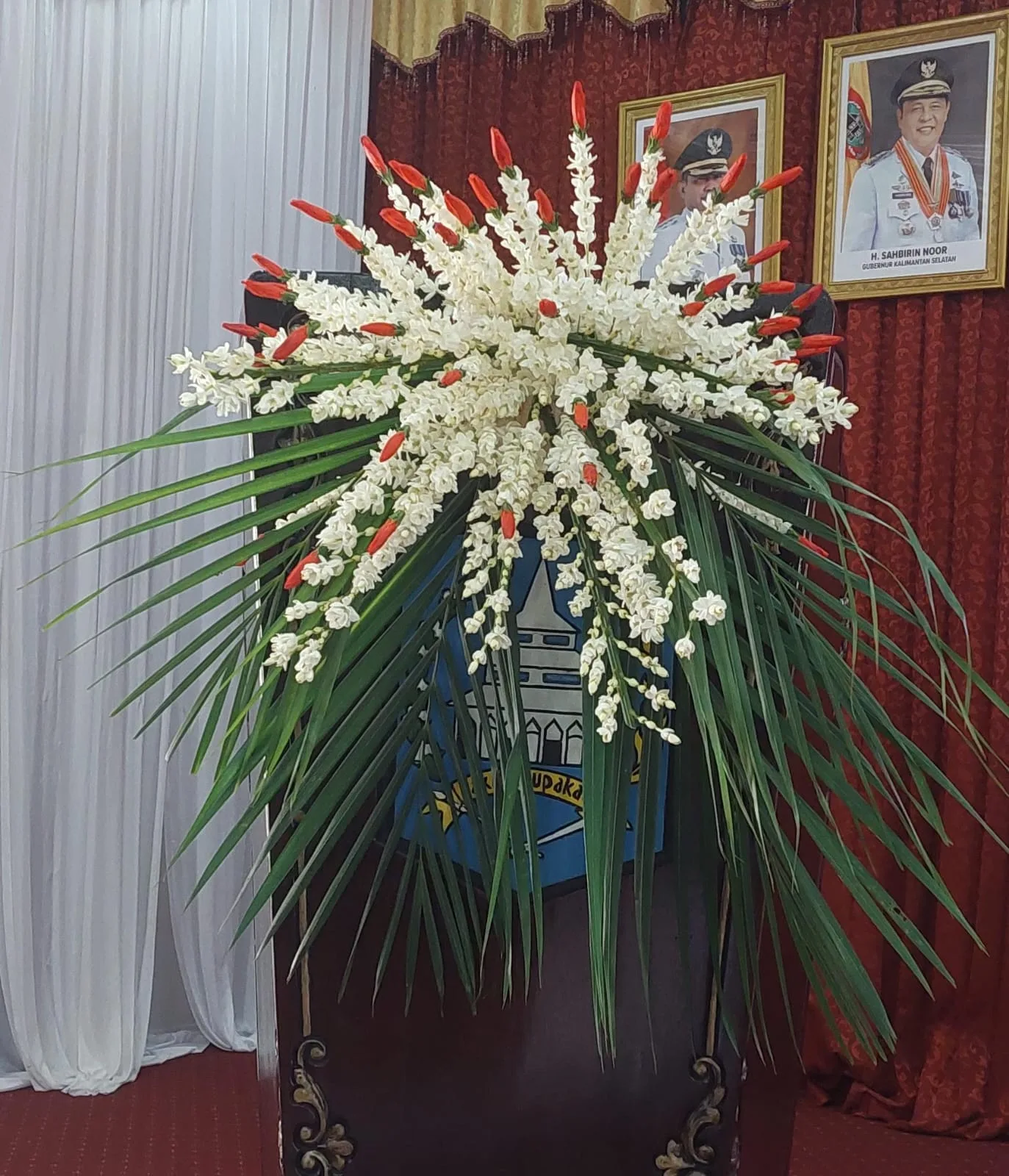 Bunga Melati Segar Podium