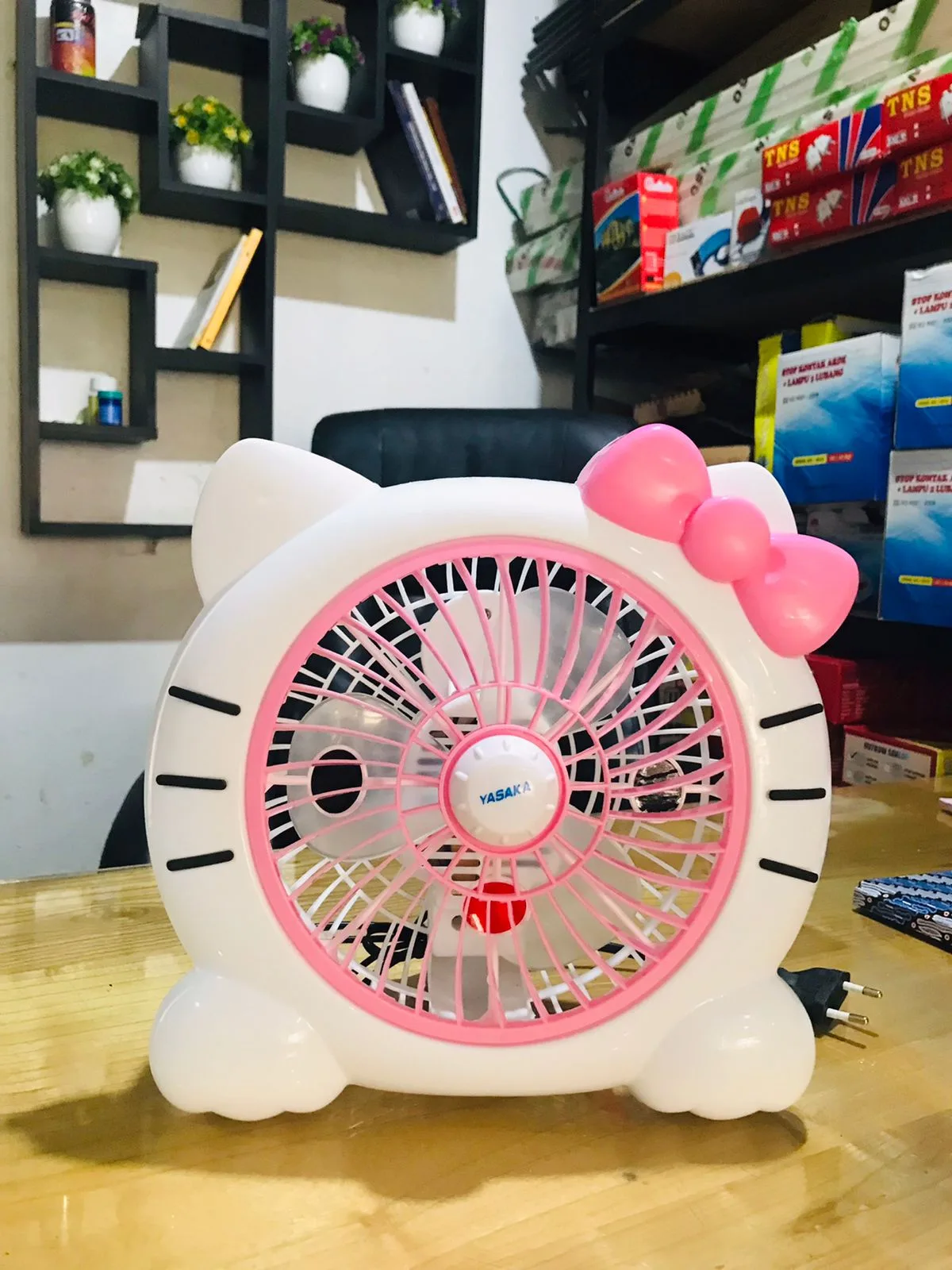 Kipas Angin Karakter