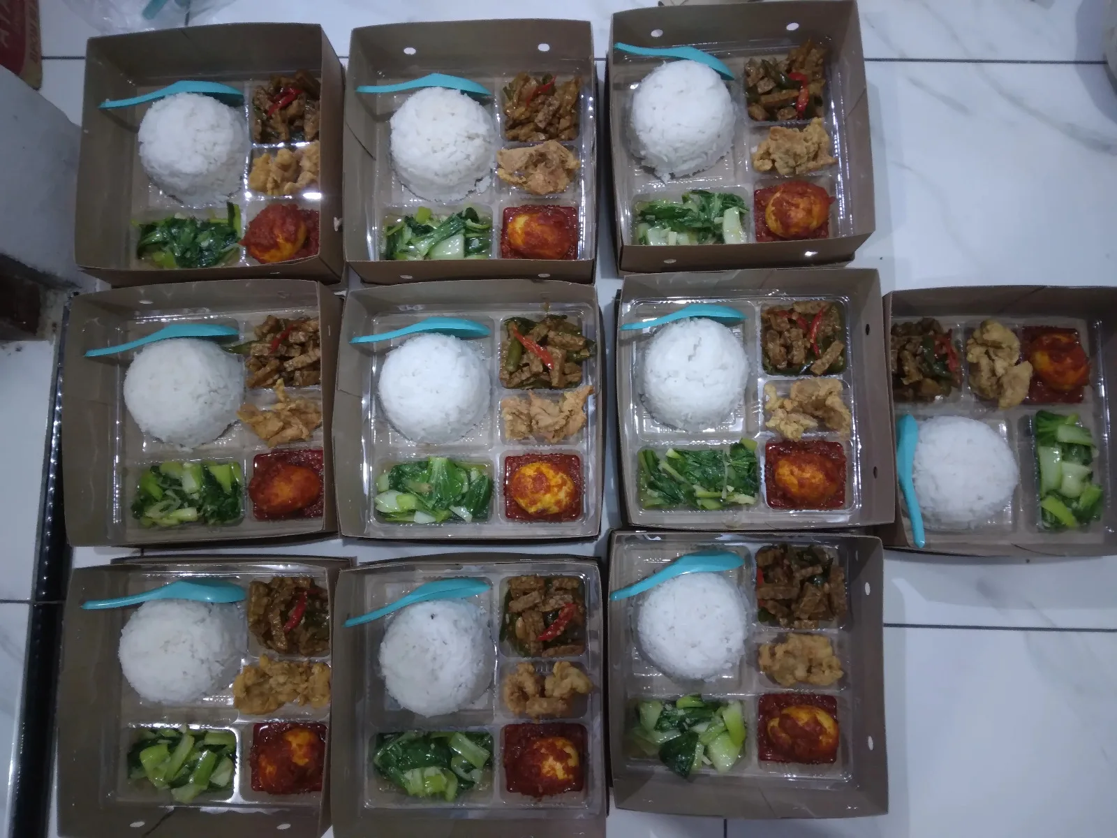 PAKET MAKAN 03