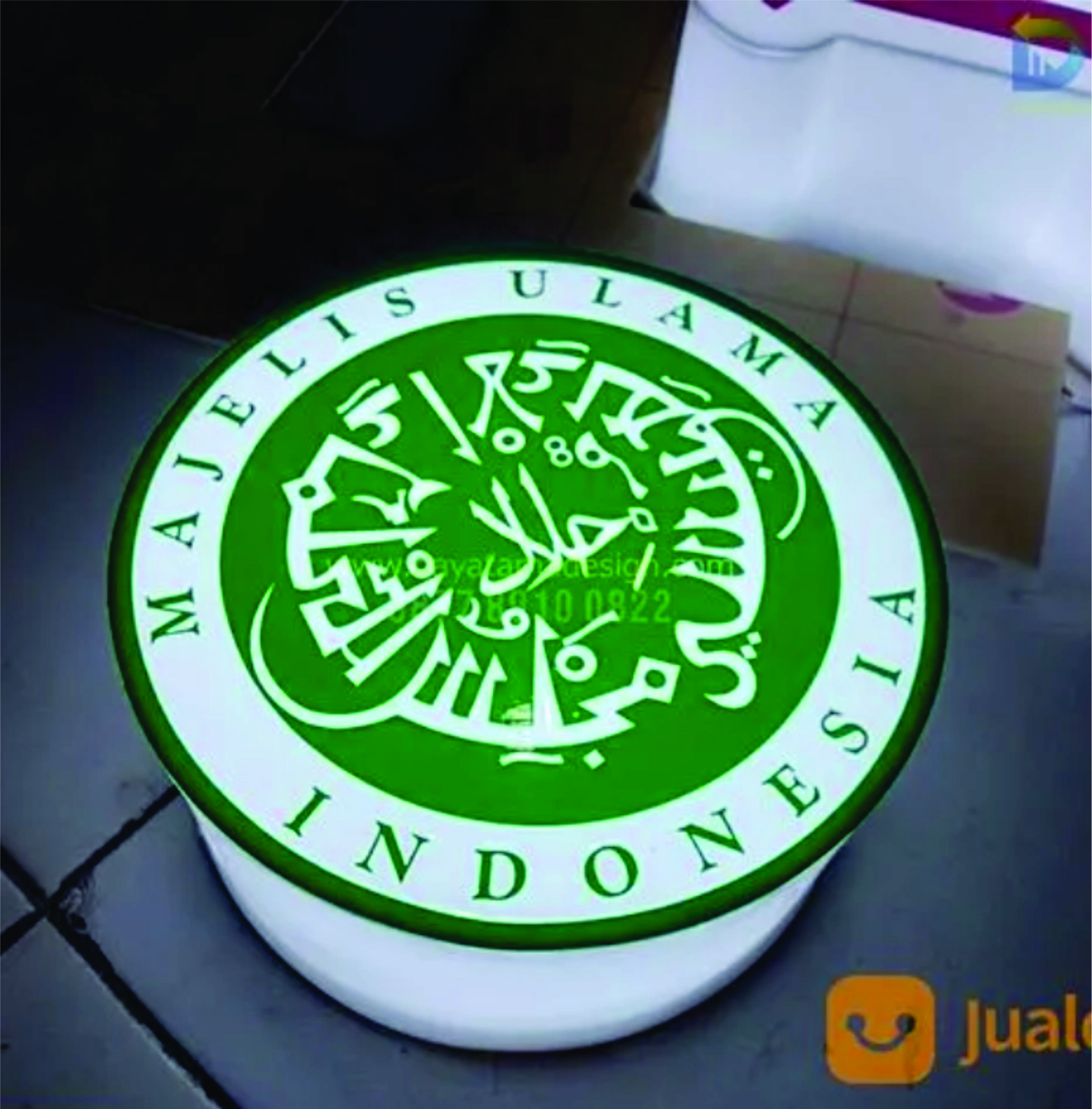 Neon Box Bulat