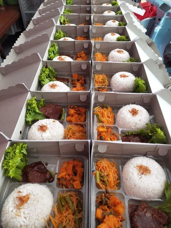 NASI KOTAK