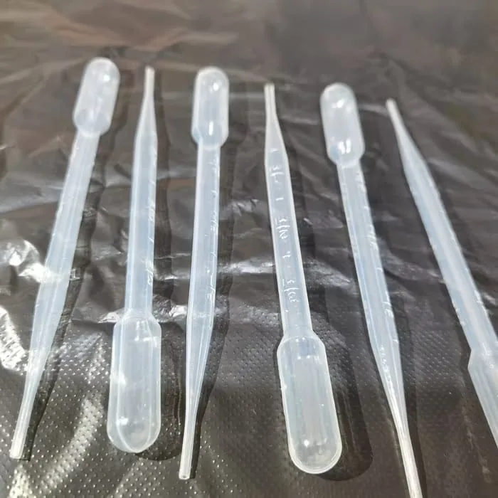 pipet tetes plastik