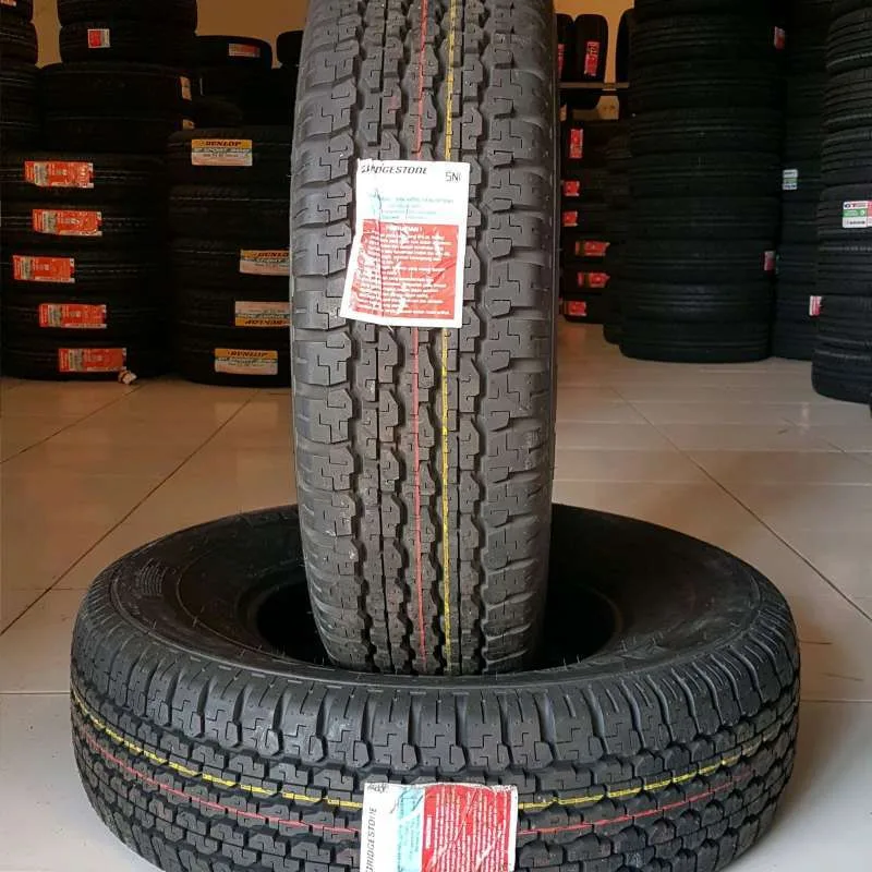 Ban Bridgestone Dueler D689 235/75 R15 Elf