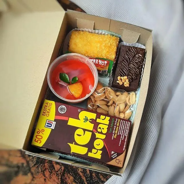 Snack Box 2